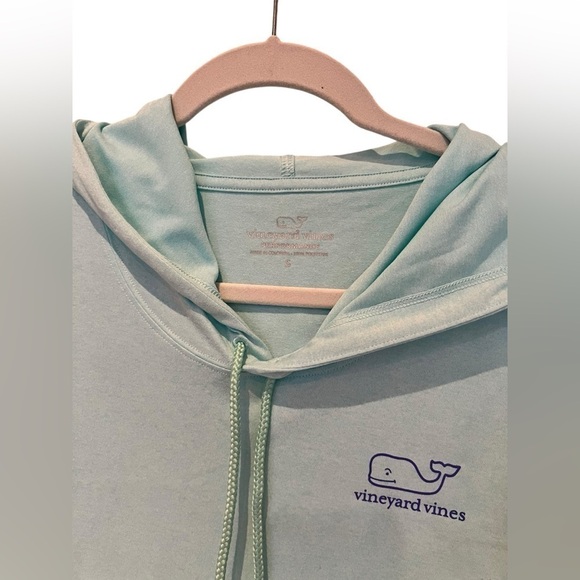 Edgartown Vintage Whale Long-Sleeve Hoodie Tee Size Small Aqua - Picture 7 of 9
